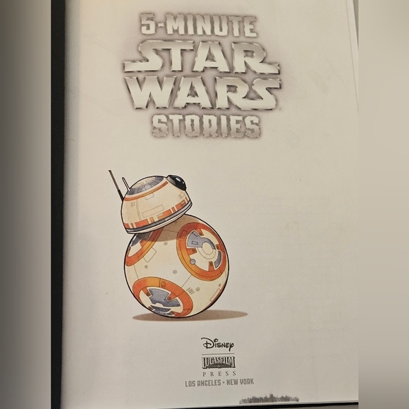 STAR WARS Children's Book Bundle of 4  Paper back Various titles and levels - Picture 16 of 16